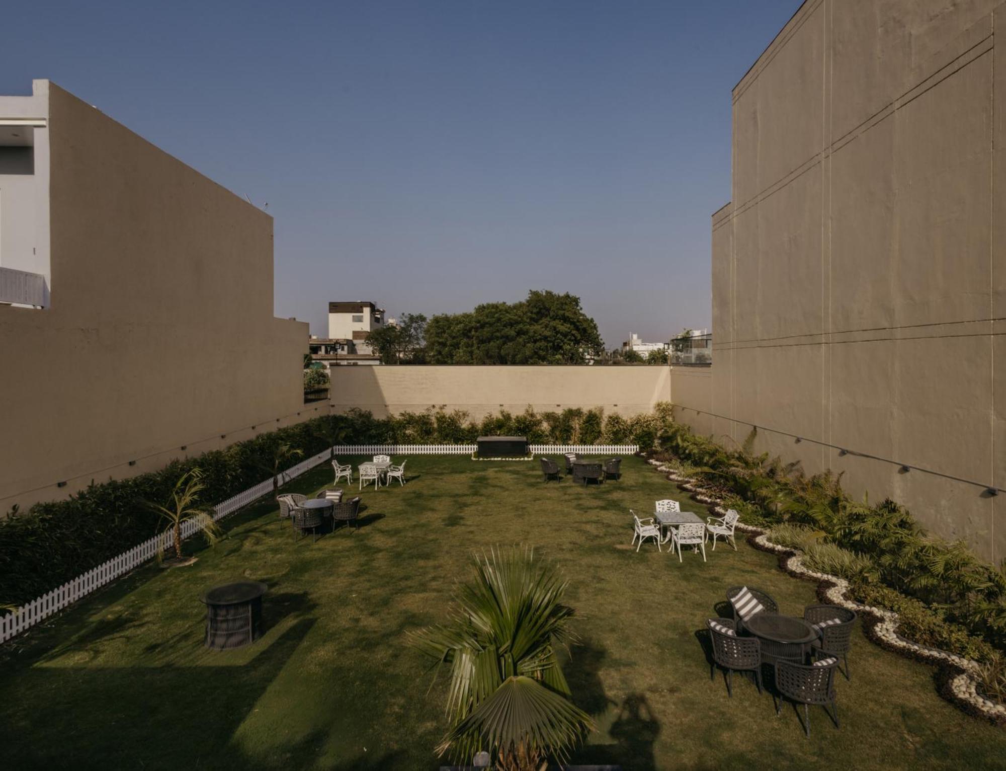 Luxury Lofts Hotel Amritsar Ngoại thất bức ảnh